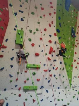 received_1619257901758361