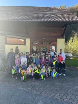 46337575252307-5578-4D3F-9DF3-4B7ABE677C13