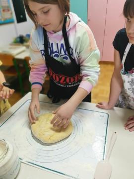 received_990497655424598